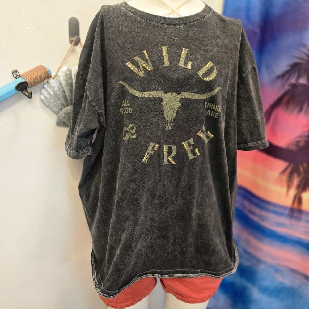 Maurices Charcoal Graphic Tee - Wild Free